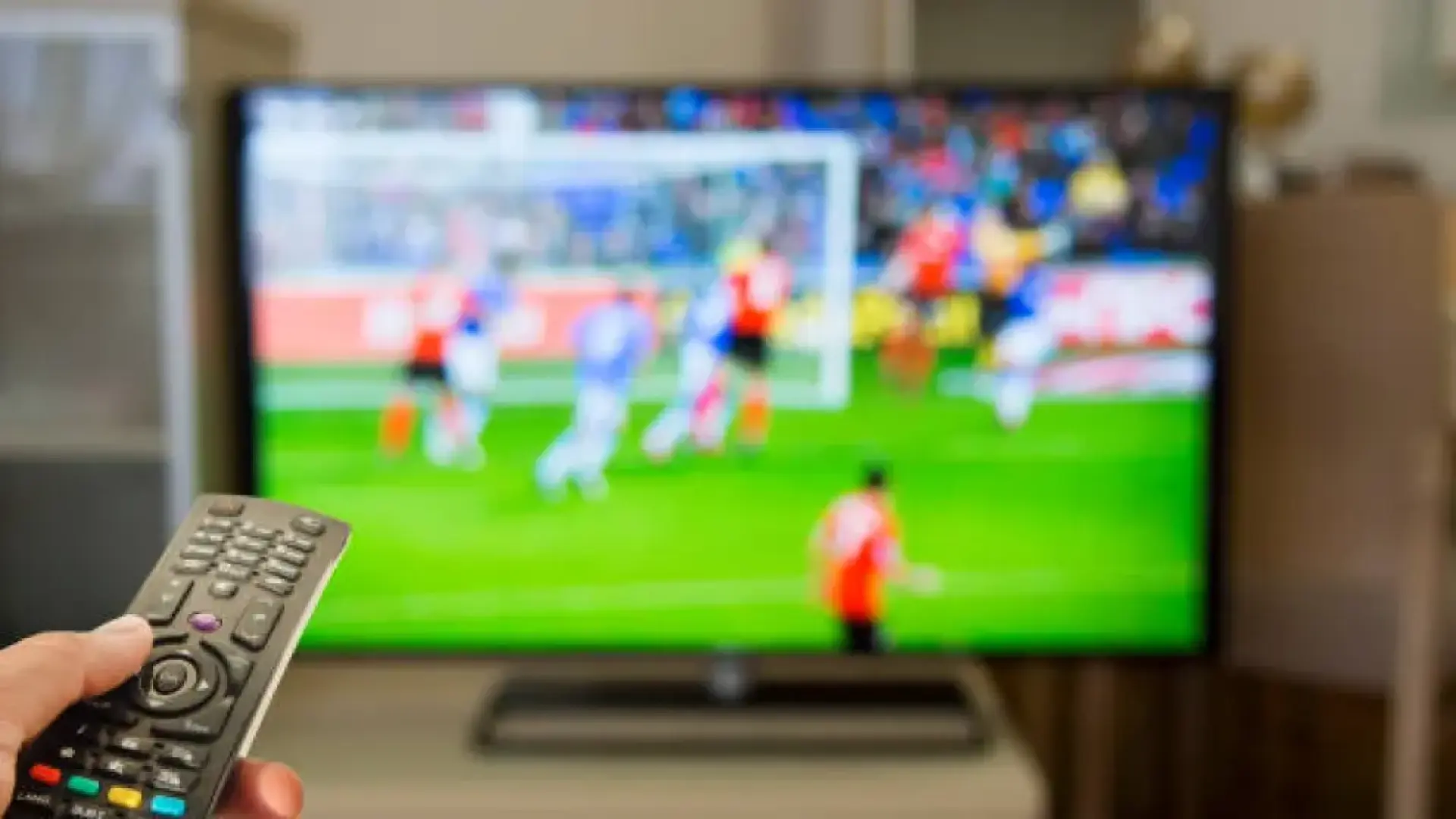 Multa histórica de más de 43 millones por fraude audiovisual a una de las mayores redes ilegales de IPTV por dar fútbol en directo