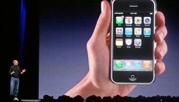 El método que usó Steve Jobs para crear el iPhone se basó en una regla muy sencilla