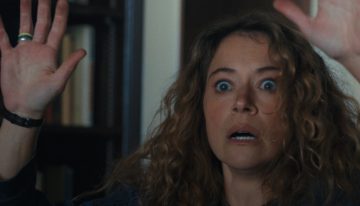 El estreno del día en Apple TV: una serie que pasa de comedia a negra a thriller y que disfrutaremos hasta el verano