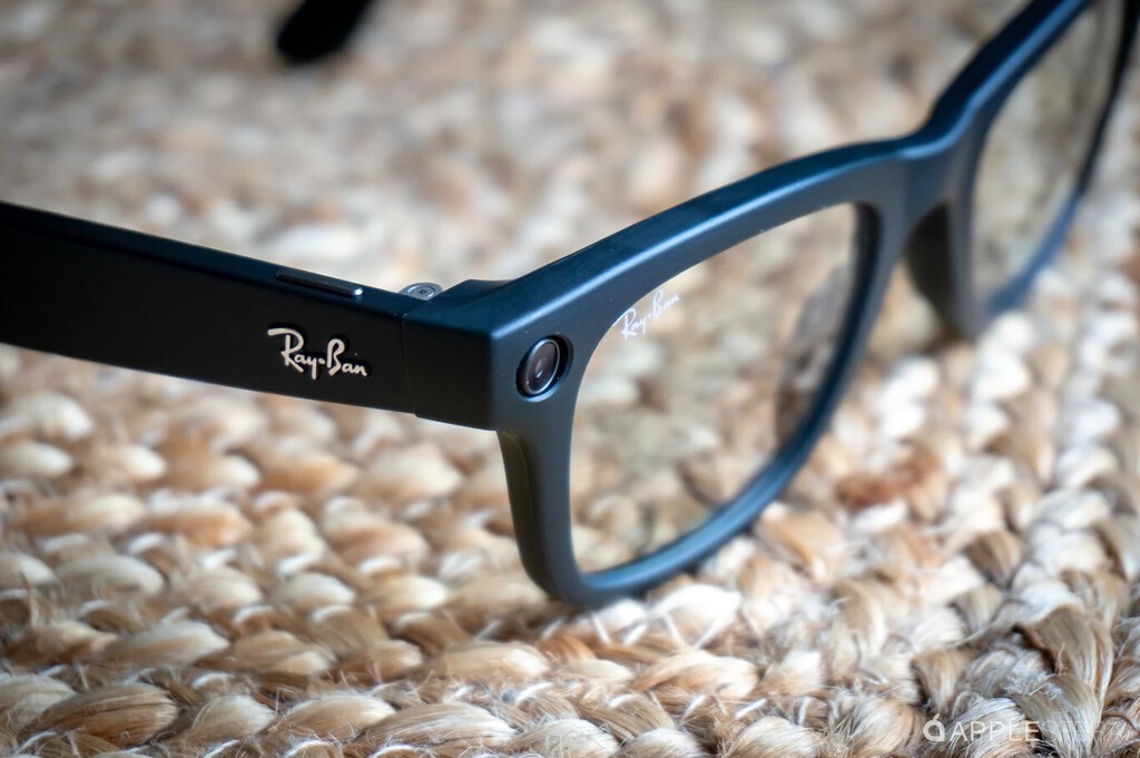 Pillan a las gafas de Meta grabando baños y momentos íntimos. Le han hecho un favor tremendo a las futuras gafas de Apple 