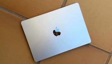 No es la primera vez que vemos el MacBook Air M5 con 90 euros de descuento, pero sí con un Magic Mouse de regalo