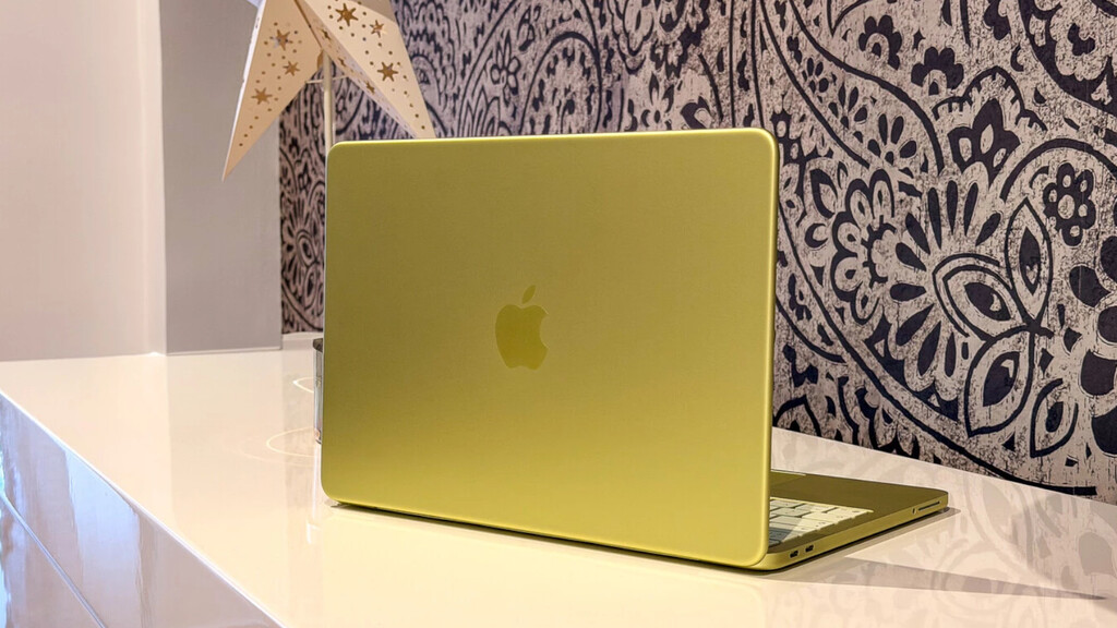 PcComponentes vuelve a lanzar la mejor promo que hemos visto en el MacBook Neo: si lo compras te llevas unos AirPods de regalo 