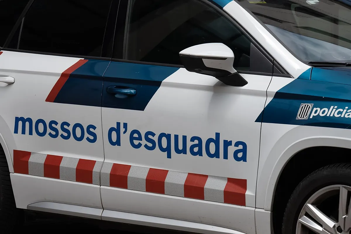 Los Mossos d'Esquadra detienen a un hombre por la muerte violenta de una mujer en Esplugues de Llobregat (Barcelona)