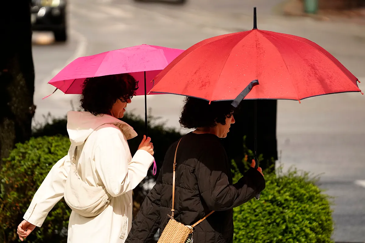Una vaguada de aire frío trae cielos nubosos y tormentas localmente fuertes este Día de la Madre en gran parte de España