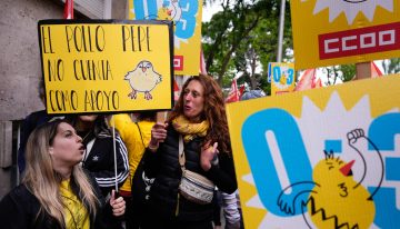 Educadoras infantiles denuncian el «maltrato institucional» que sufren unas escuelas «al límite»: «Esto es imposible, tengo que vivir con mis padres»