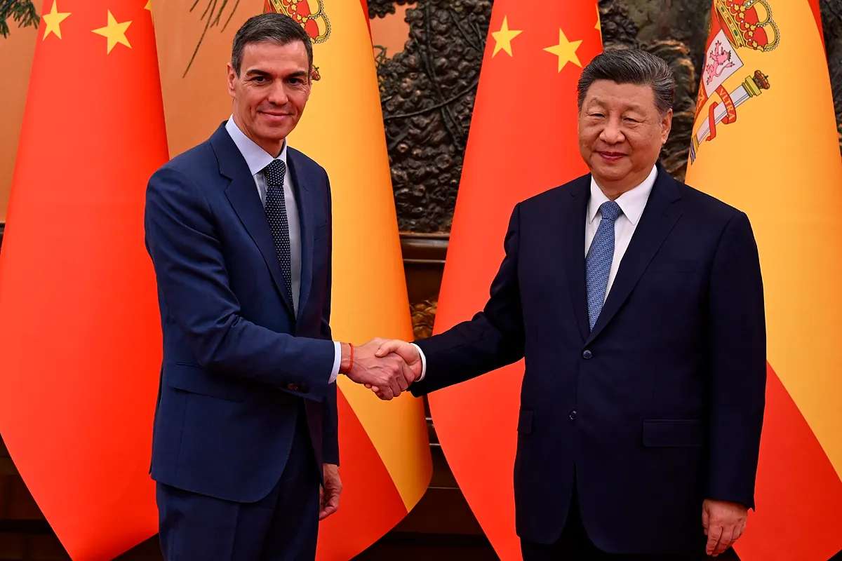 La mitad de los españoles pide reforzar lazos con China ante las políticas de EEUU, según el CIS