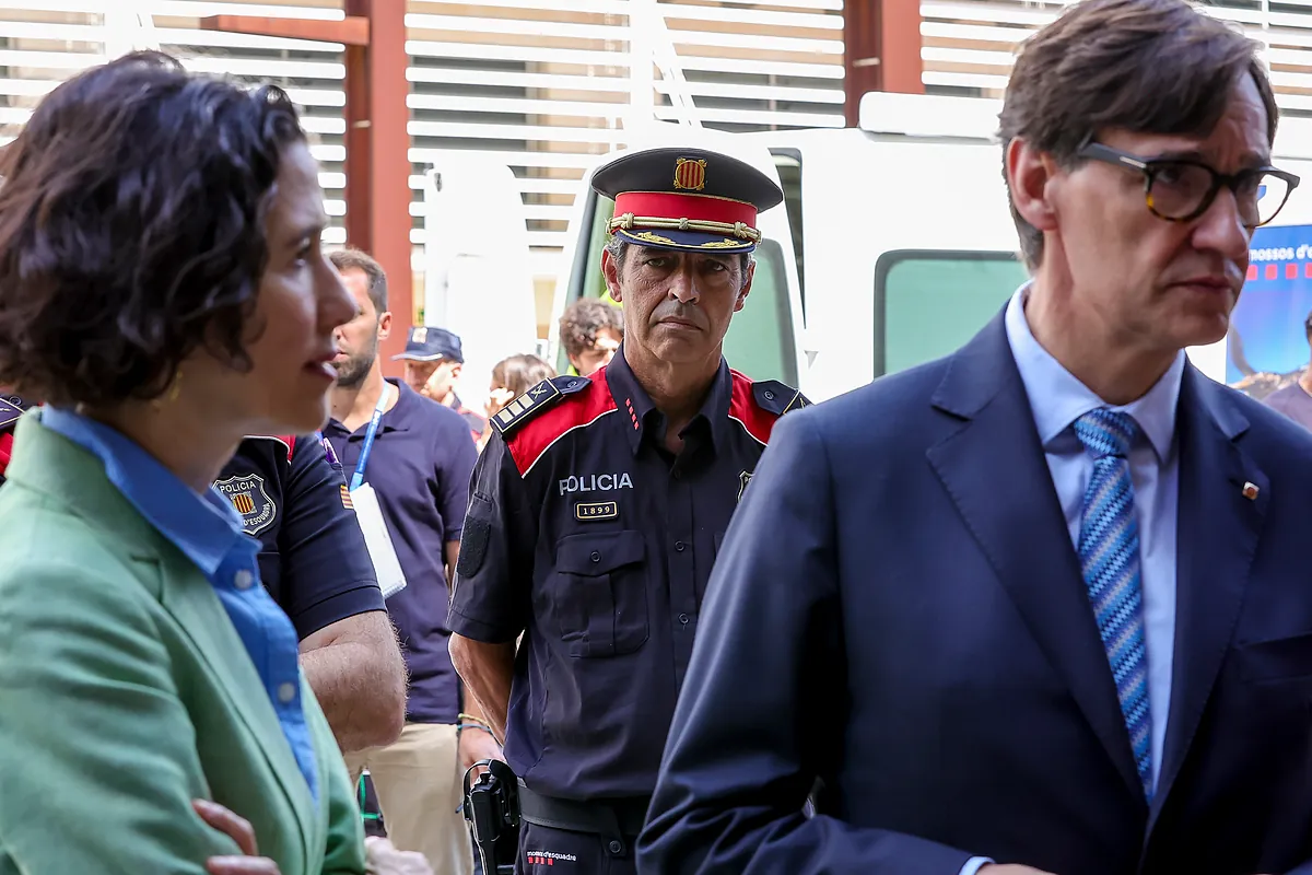 Cerco al Govern de Illa por la infiltración de 'mossos' en una asamblea docente: fuertes críticas, peticiones de cese de Trapero y rechazo a sus medidas