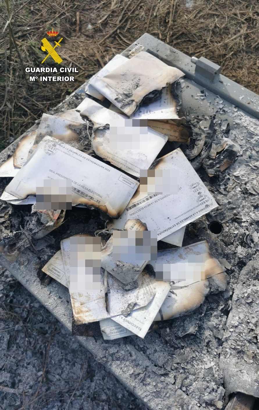 Papeletas electorales robadas de las oficinas de correos