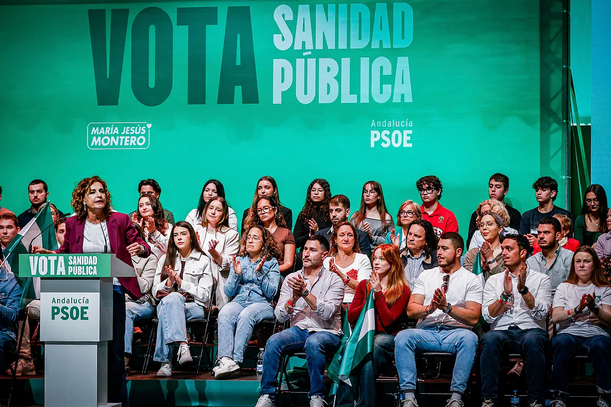 La Junta Electoral obliga al PSOE a modificar su campaña telefónica 'fake' sobre la sanidad y le reprocha que «induce a confusión»