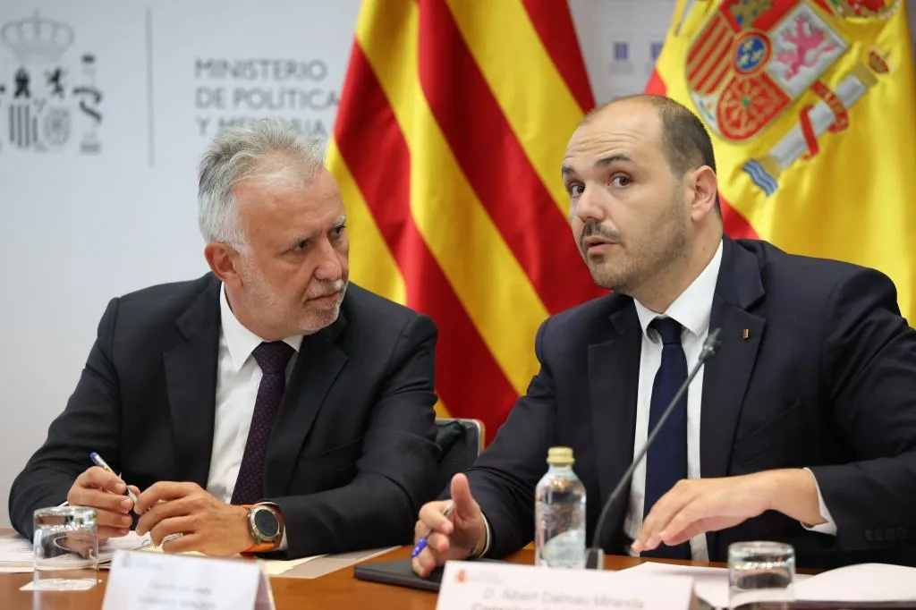 El Gobierno avala el acuerdo presupuestario de Illa y Junqueras para Cataluña