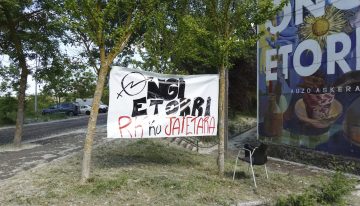 Palizas, pedradas y bates de béisbol entre los 'okupas' de izquierdas y magrebíes en Vitoria