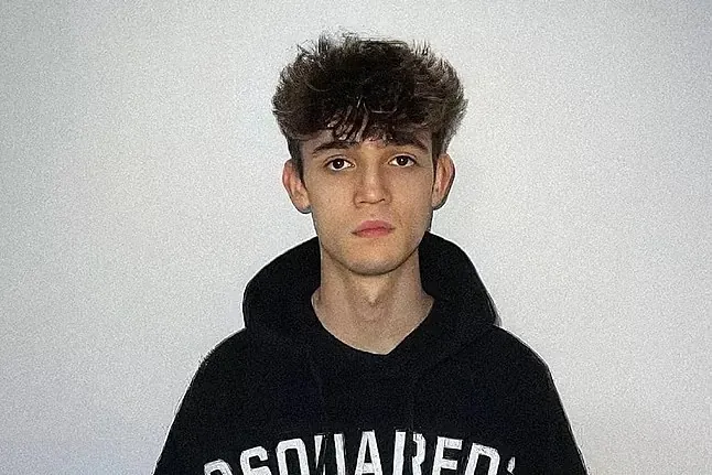 El hacker Alcasec acepta 2 años y 7 meses de cárcel por robar más de medio millón de datos bancarios