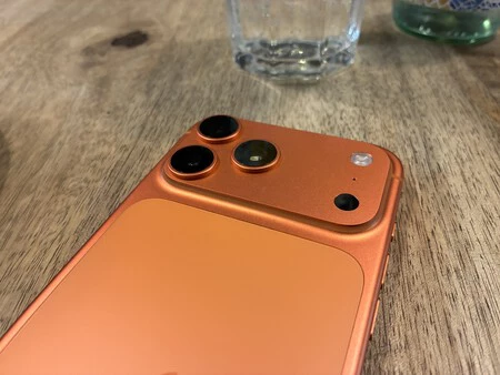 Iphone 17 Pro Max 6 Meses Despues 004