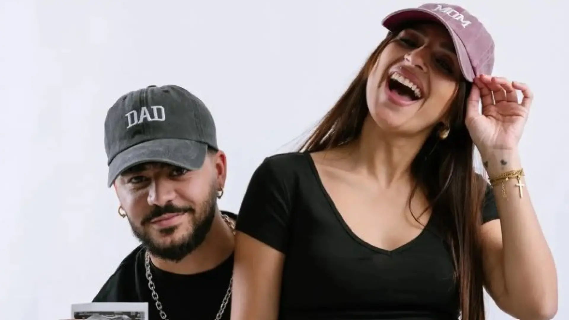 Estilo minimalista y con toques marinos: así fue la fiesta 'gender reveal' de Aguasantas Vilches y Juan José Peña