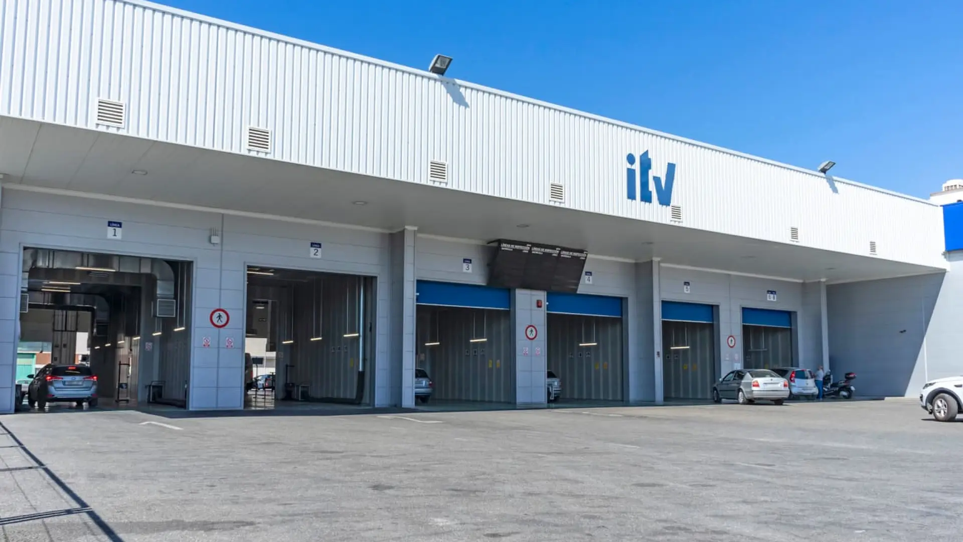 La ITV 'se convierte' en un filtro económico por la antigüedad del parque y el aumento de precio de las reparaciones