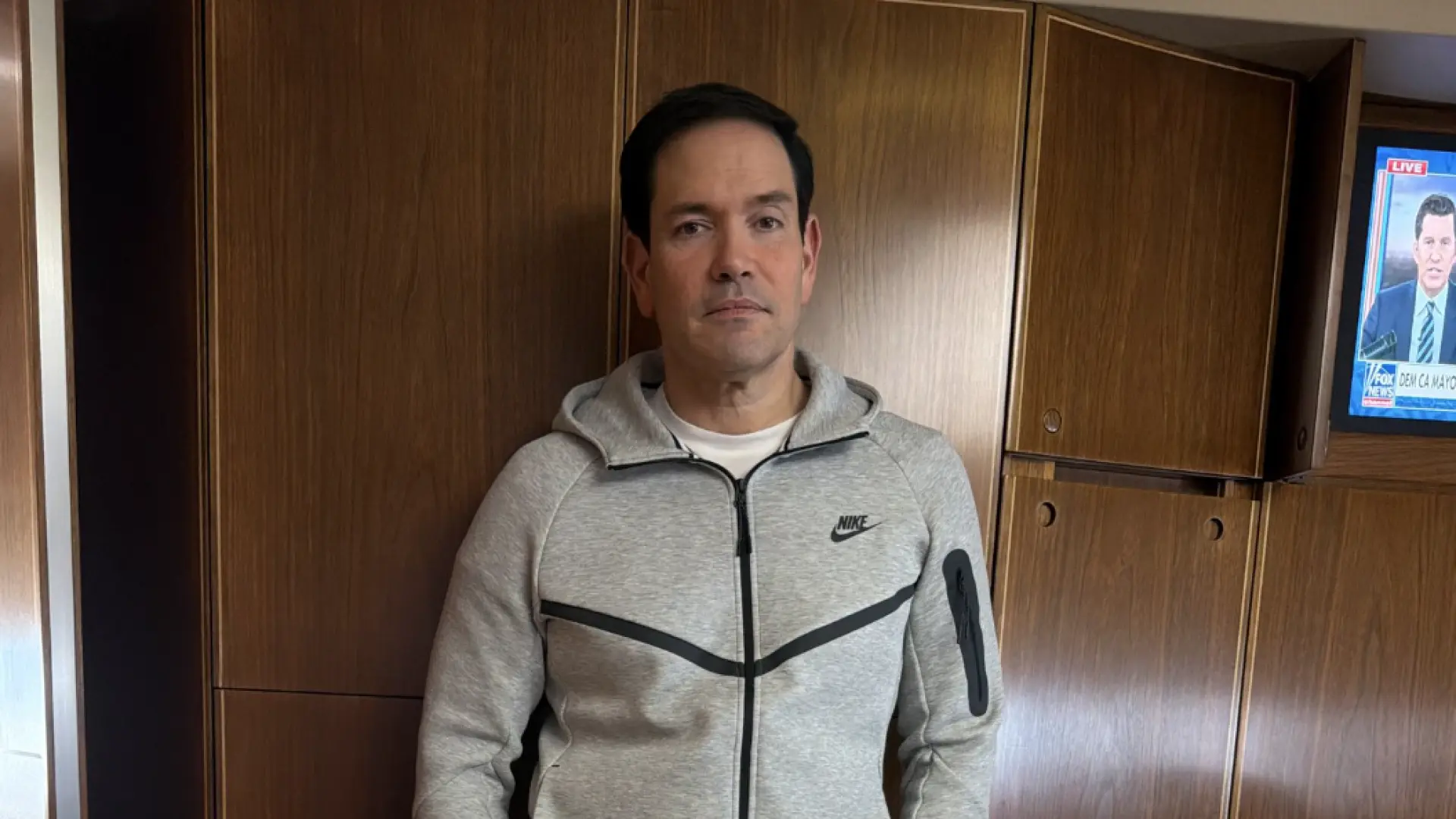 Marco Rubio aparece con la ropa deportiva que llevaba Nicolás Maduro durante su captura
