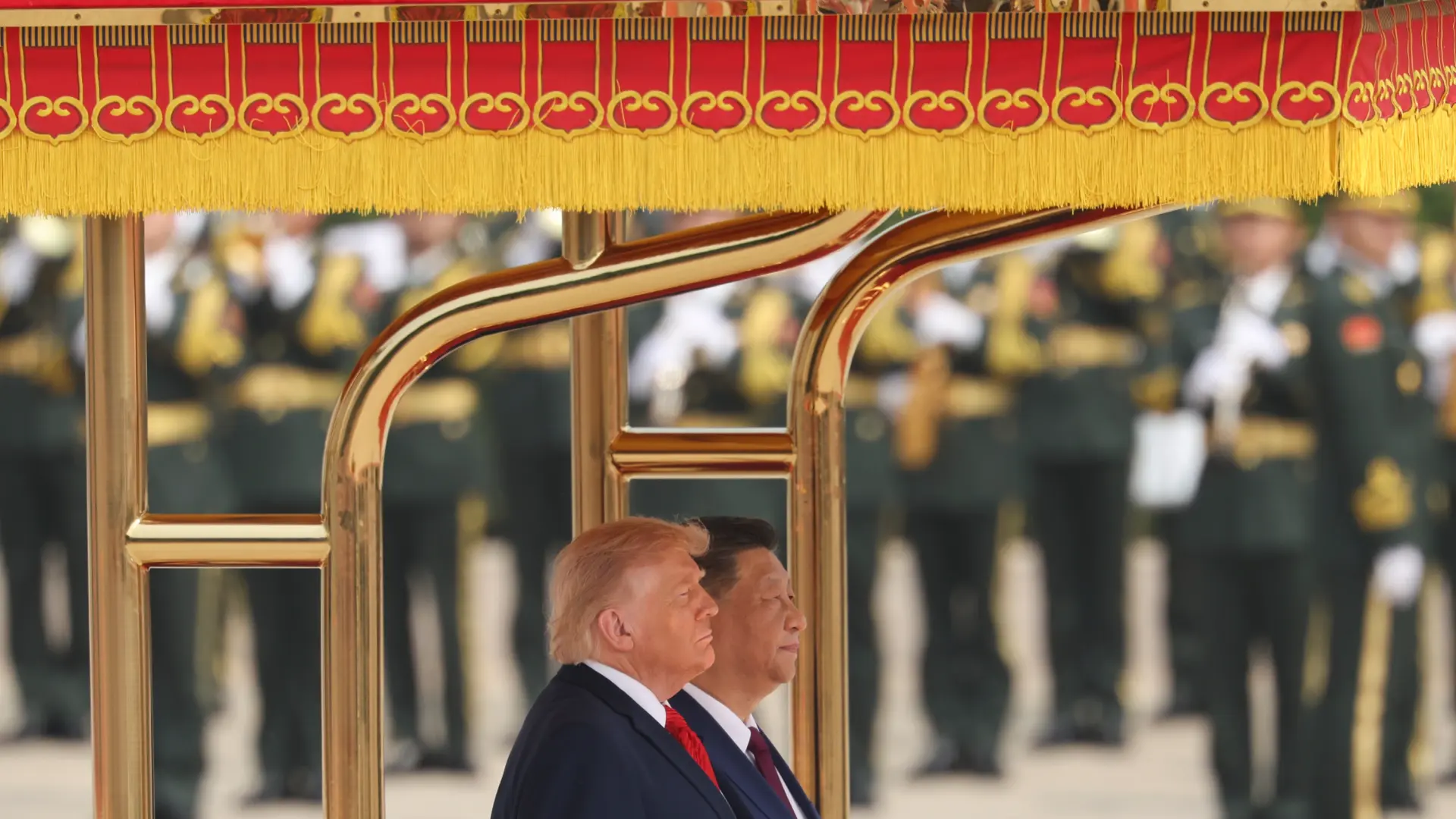 Donald Trump llega al Gran Palacio del Pueblo de Pekín para su reunión con Xi Jinping