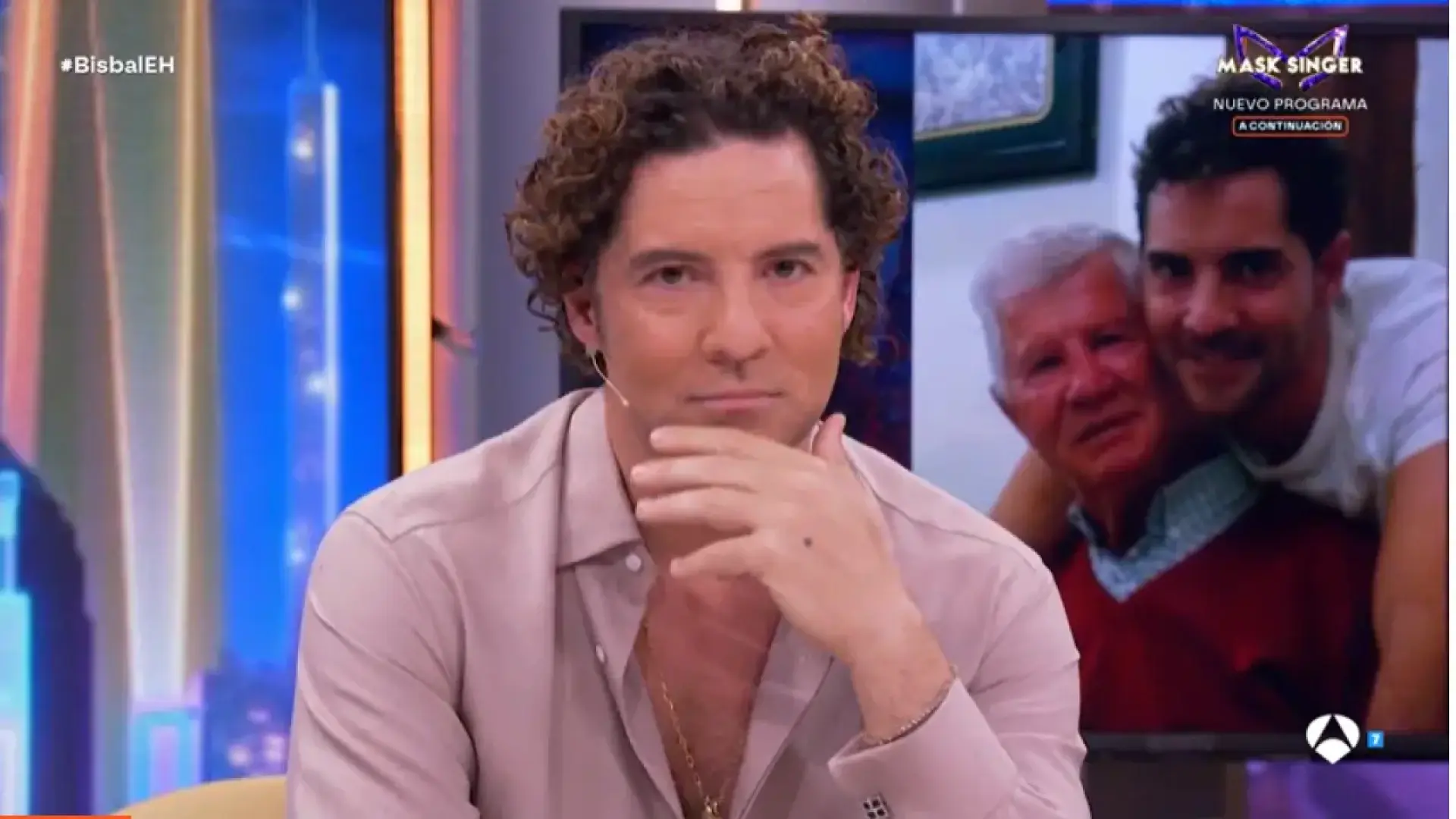 David Bisbal rompe a llorar en 'El Hormiguero' al recordar a su padre fallecido: «Fue un hombre buenísimo»