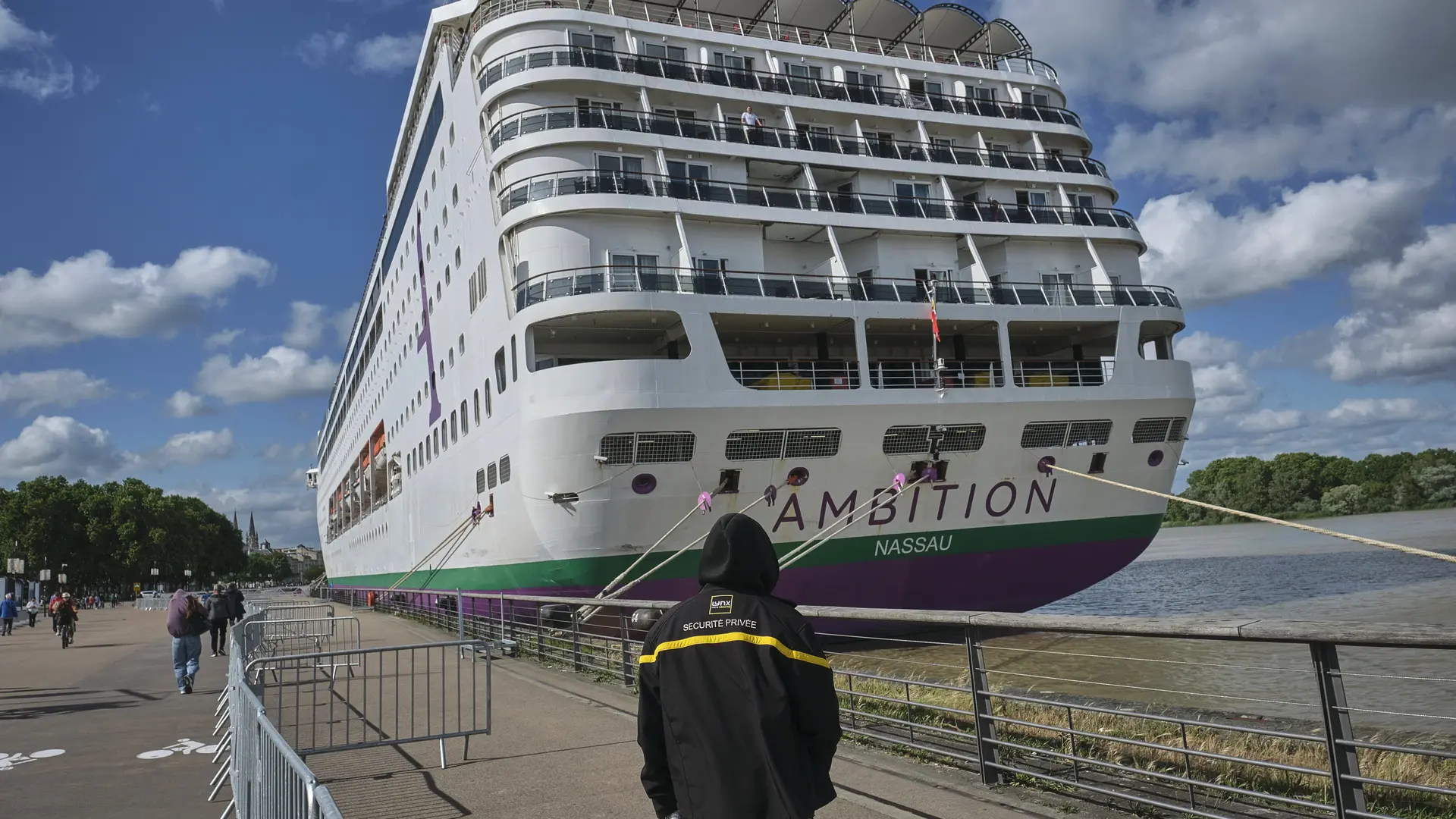 Confirmado el brote de norovirus en un crucero con 1.700 personas en Burdeos: empieza el desembarco de los asintomáticos