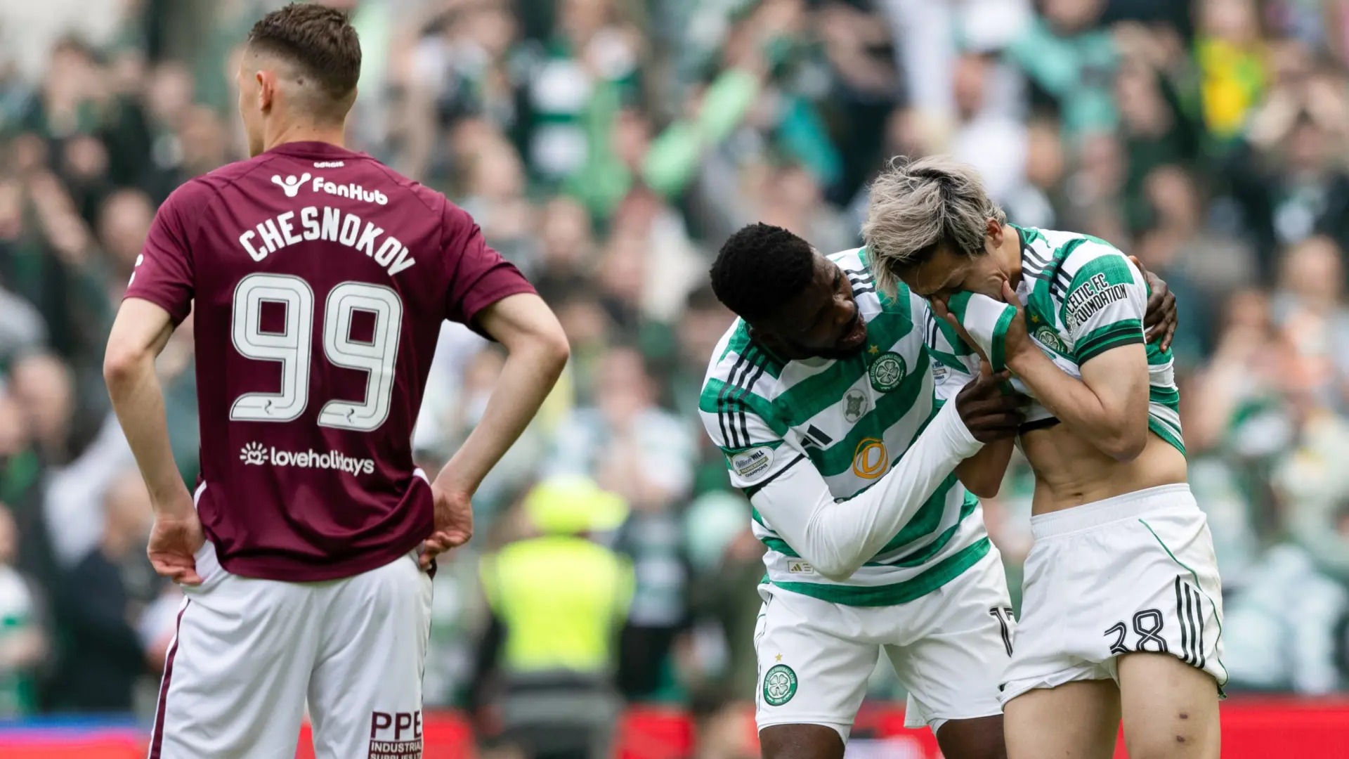 Del cielo al infierno en el último suspiro: el Celtic rompe el corazón del Hearts en el 88' y dice adiós al sueño de la Liga 66 años después