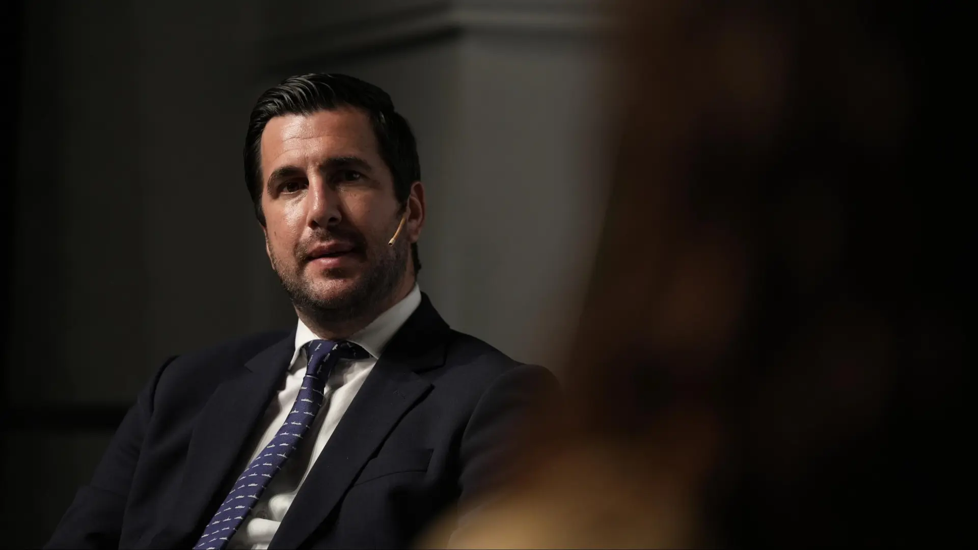 Enrique Riquelme negocia a contrarreloj con Andbank tras la negativa de Santander y BBVA para optar a la presidencia del Madrid