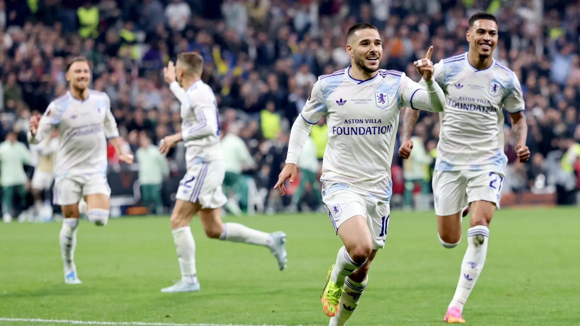 Unai Emery gana su quinta Europa League: el Aston Villa aplasta al Friburgo en la final