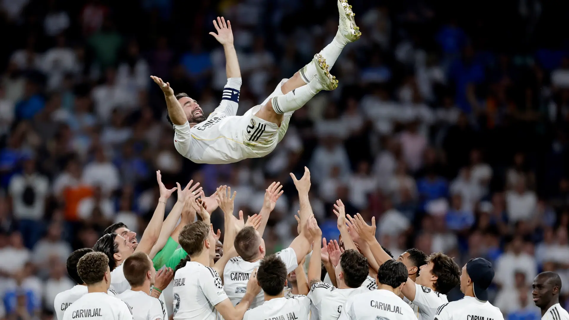 El Real Madrid gana al Athletic y despide a lo grande a Dani Carvajal y Alaba