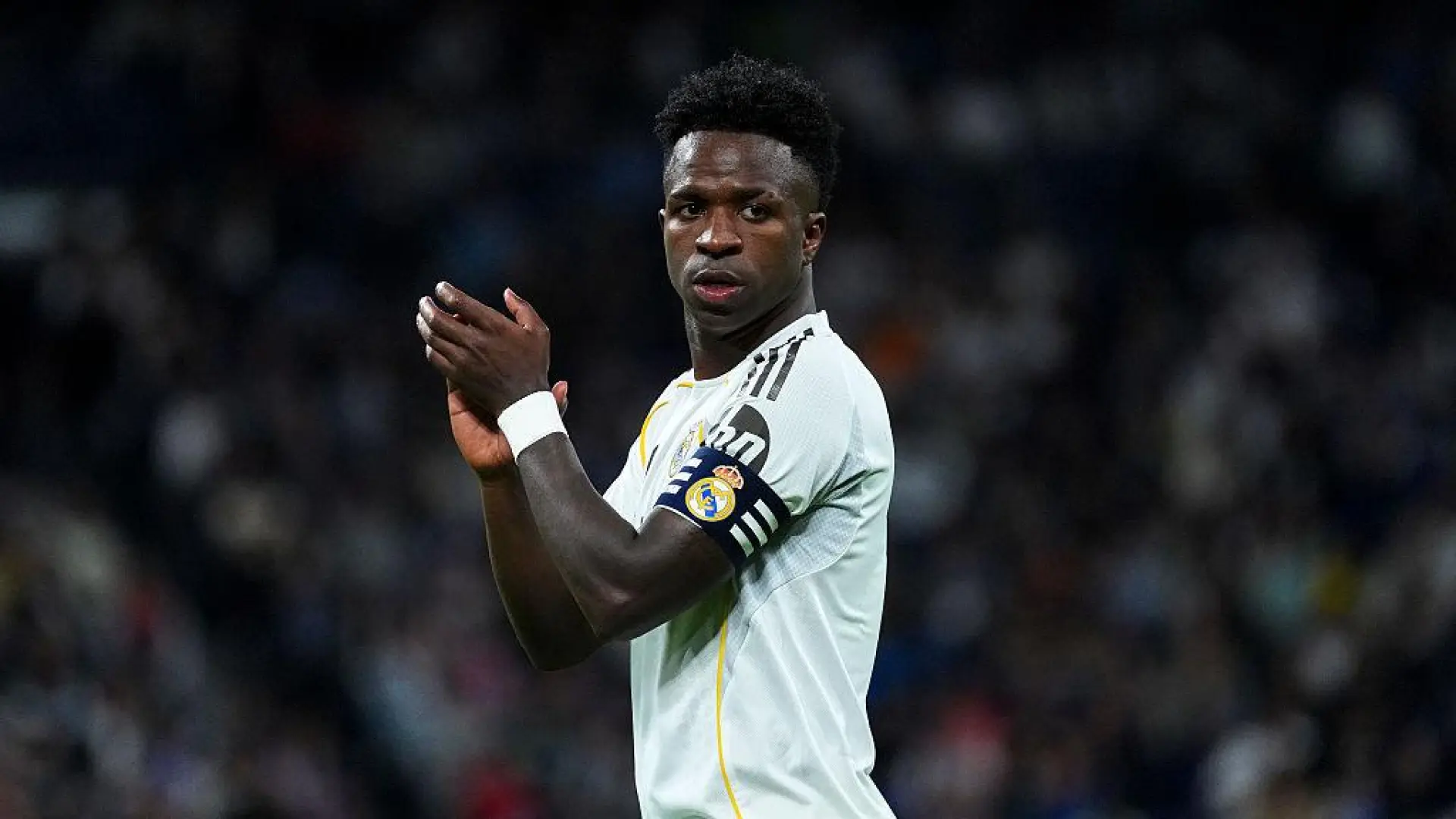 Vinícius se pronuncia sobre su futuro: «No tengo prisa por renovar mi contrato, tengo mucho que discutir con el Real Madrid»
