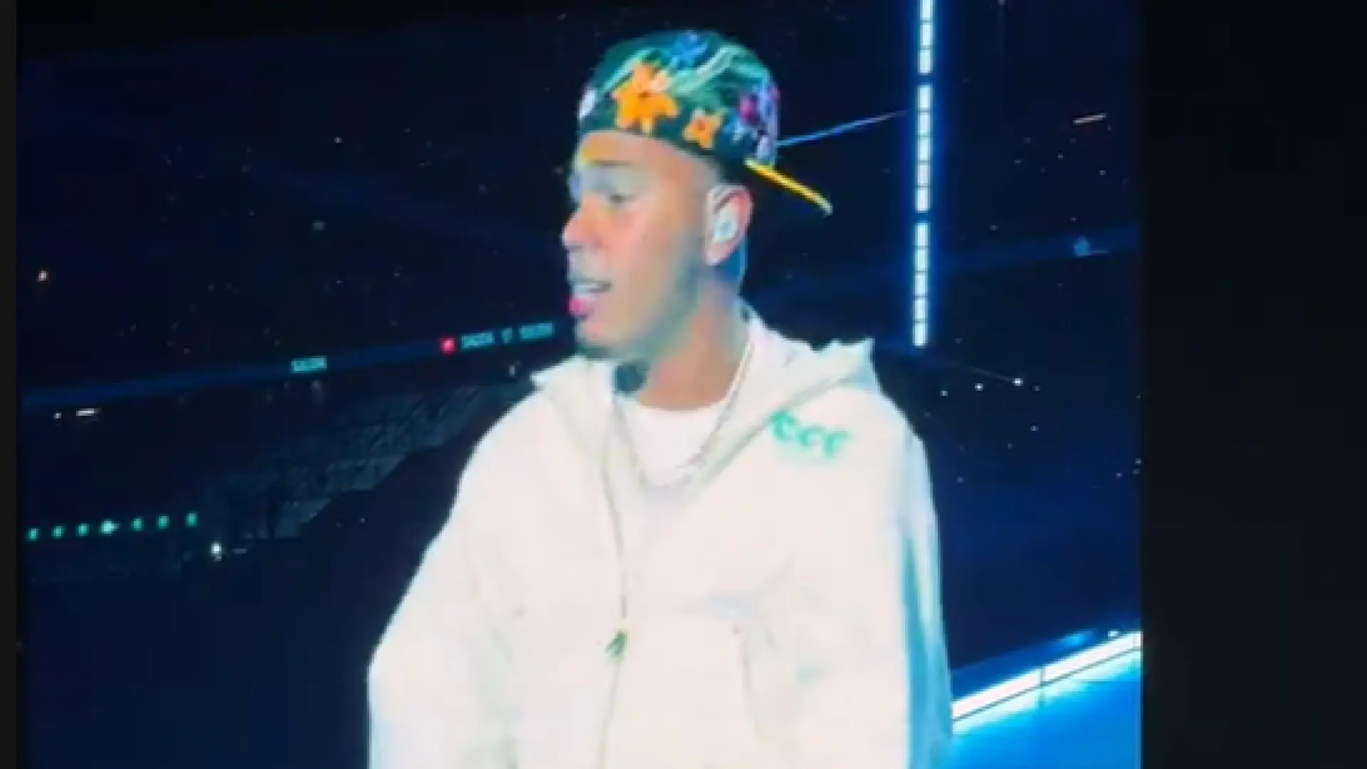Bad Bunny elige a Myke Towers como invitado especial en su primer concierto en Madrid