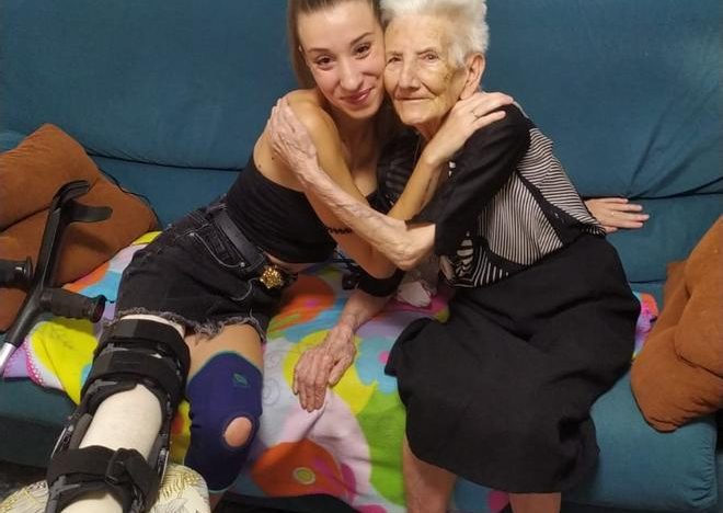 Noemí Cobos, la gimnasta que tuvo que abandonar su sueño por una negligencia médica: «No aguanto más de una hora de pie»