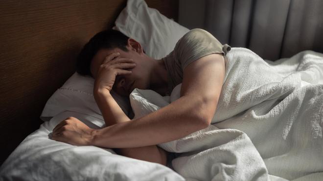 El precio de dormir mal: una bomba para la salud y un agujero de 12.000 millones al año en España por menor productividad
