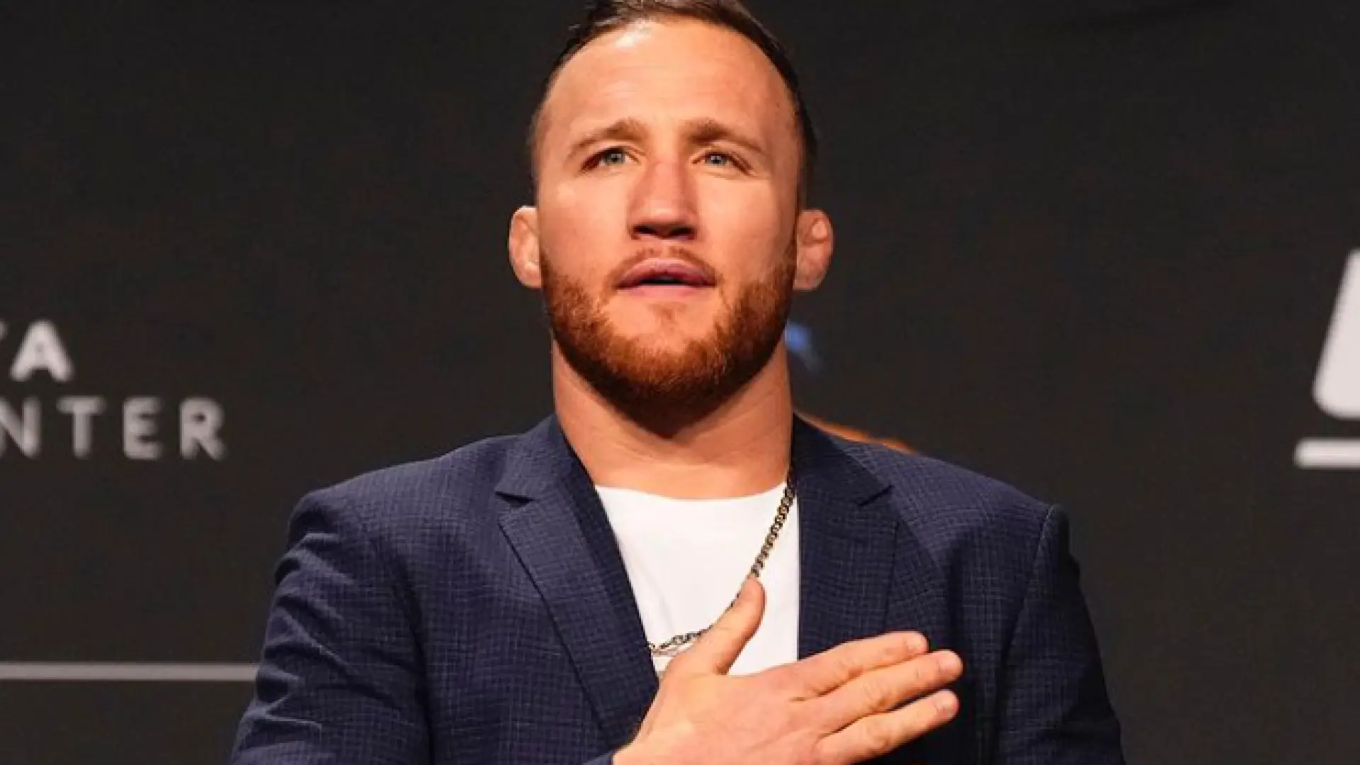 Justin Gaethje se reivindica ante Topuria: «Estoy aquí por una razón… voy a perseguir su cara como siempre hago con todos»