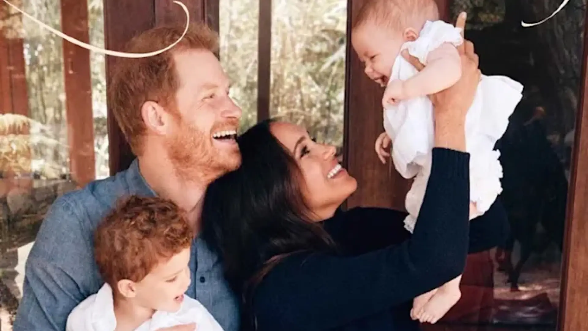Meghan y Harry visitan Disneylandia con sus hijos: de la sorpresa de Lilibeth a la simpática gorra de Archie