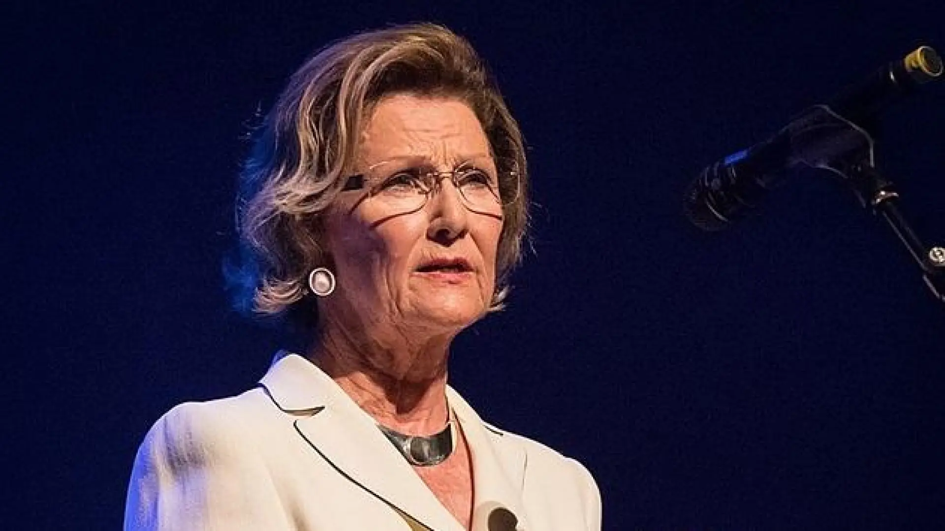 Dan de alta a la reina Sonia de Noruega tras ser ingresada por problemas cardíacos
