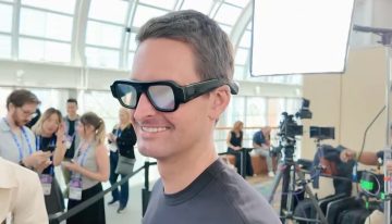 Visto lo visto, mejor que Apple se espere: Snapchat lanza unas gafas con pantalla pero el problema llega cuando te las pones en la cara
