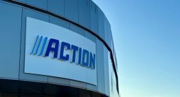 Action tiene un localizador que cuesta cinco veces menos que un AirTag. Funciona con iPhone y lo puedes colgar en un llavero