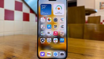 Me niego a comprar móviles caros, pero siendo claro, este es el mejor. Y es un iPhone