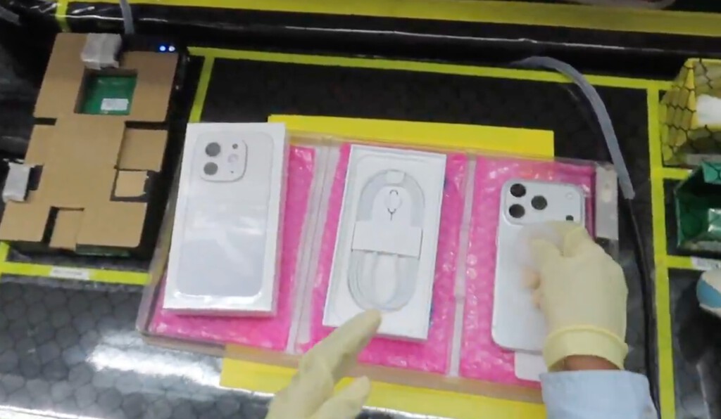 Una filtración desvela cómo Apple esconde los iPhone usando "cajas señuelo" en sus fábricas
