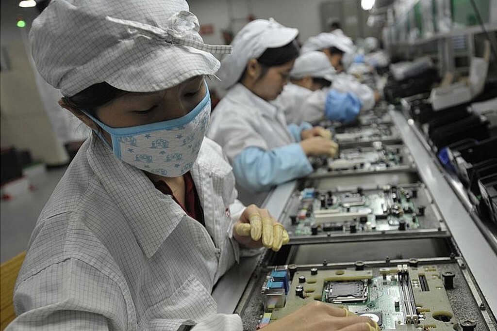 Mientras otros fabrican por si acaso, Apple fabrica al límite. Lo decidió hace 25 años copiando un método japonés de los años 50