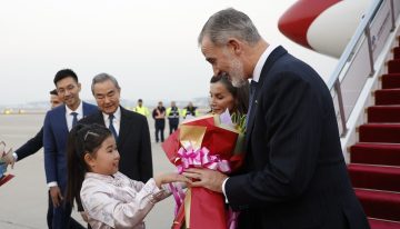 De la generosidad de Egipto a la seda china: esta es la lista de regalos que recibió la Familia Real en 2025