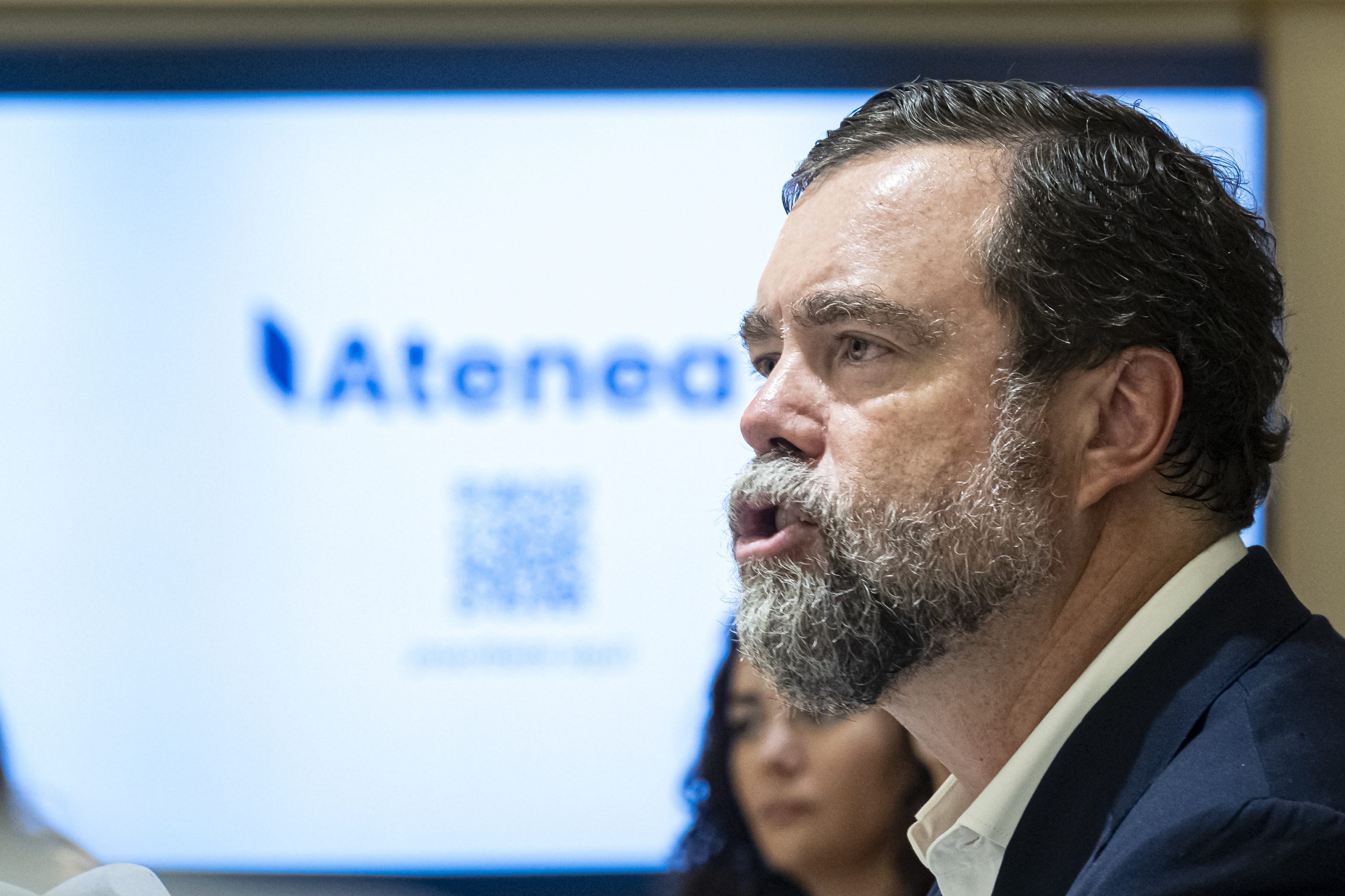 Iván Espinosa de los Monteros durante su intervención en la presentación de Atenea, este miércoles, en un desayuno informativo