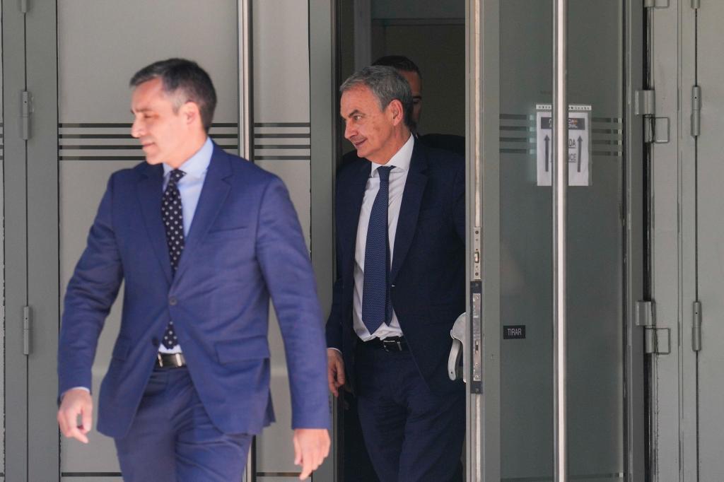 José Luis Rodríguez Zapatero, el miércoles, abandona la Audiencia Nacional tras prestar declaración.