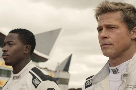 Joshua Pearce Y Brad Pitt