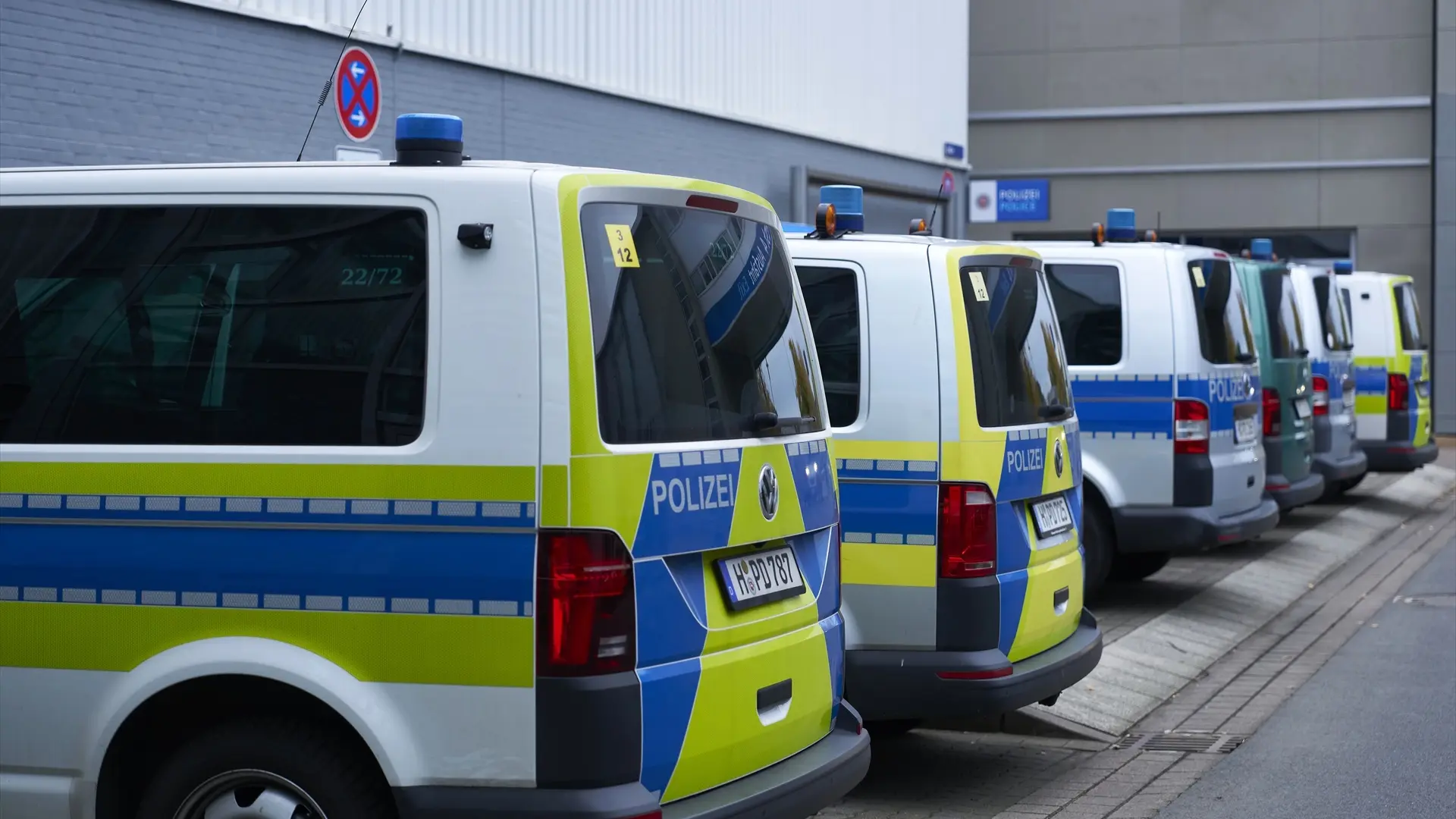 Un hombre se atrinchera con al menos dos niños en una vivienda en Dortmund tras dispararle a un policía