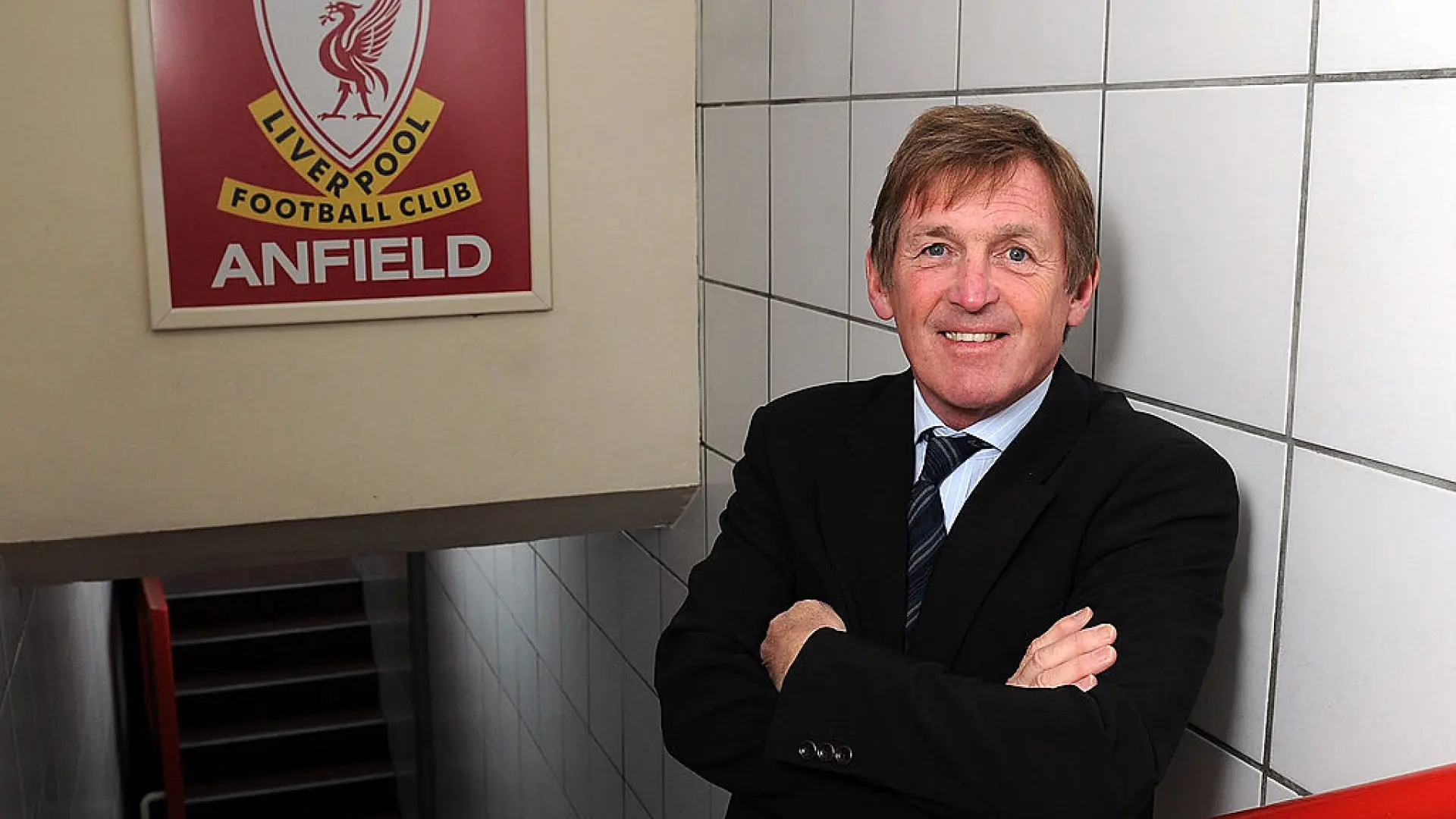 Sir Kenny Dalglish, leyenda del Liverpool, anuncia accidentalmente que padece cáncer