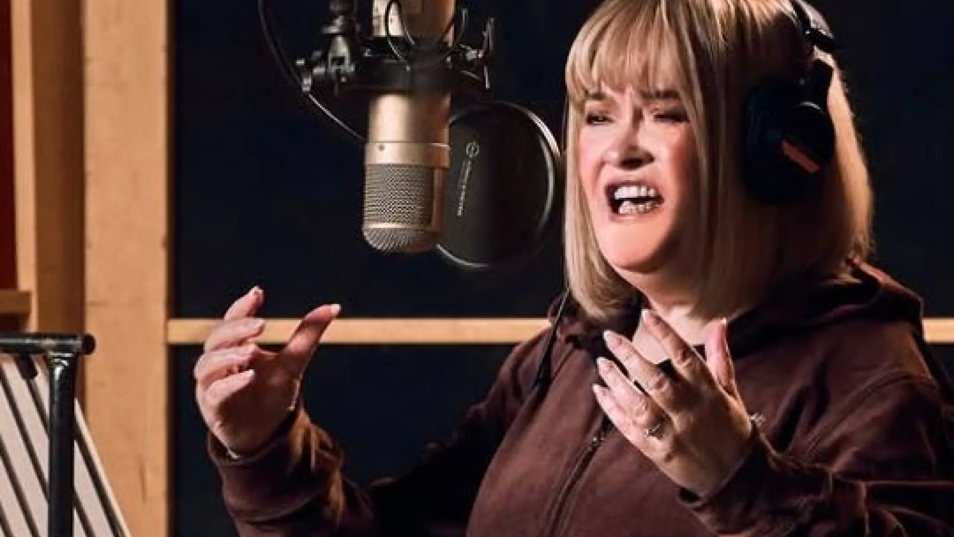 Susan Boyle revela que tuvo que volver a aprender a cantar tras sufrir un derrame cerebral: «Estoy dando pequeños pasos»