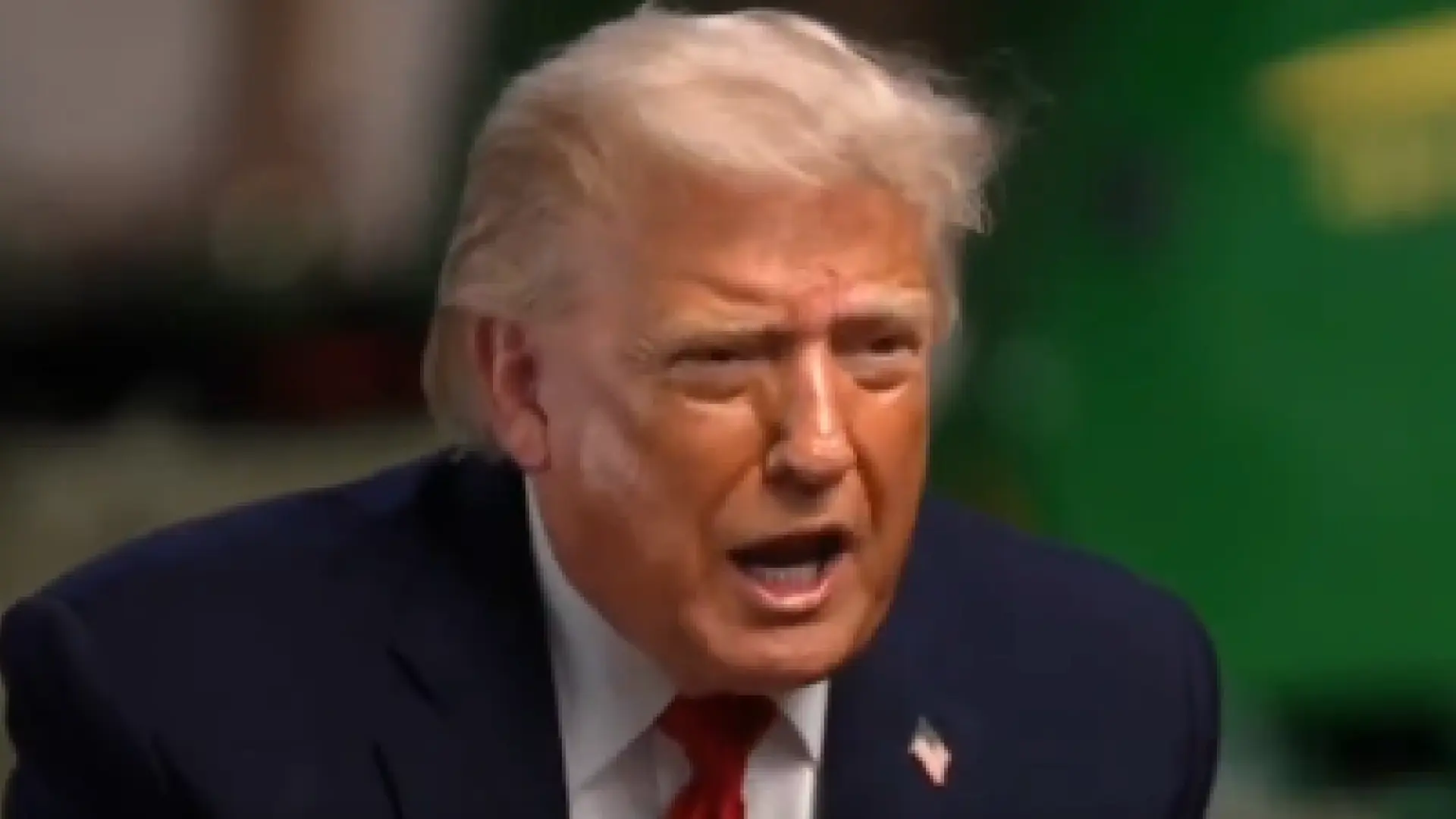 Trump abandona cabreado y entre gritos una entrevista con la NBC e insulta a la periodista: «Eres una corrupta»