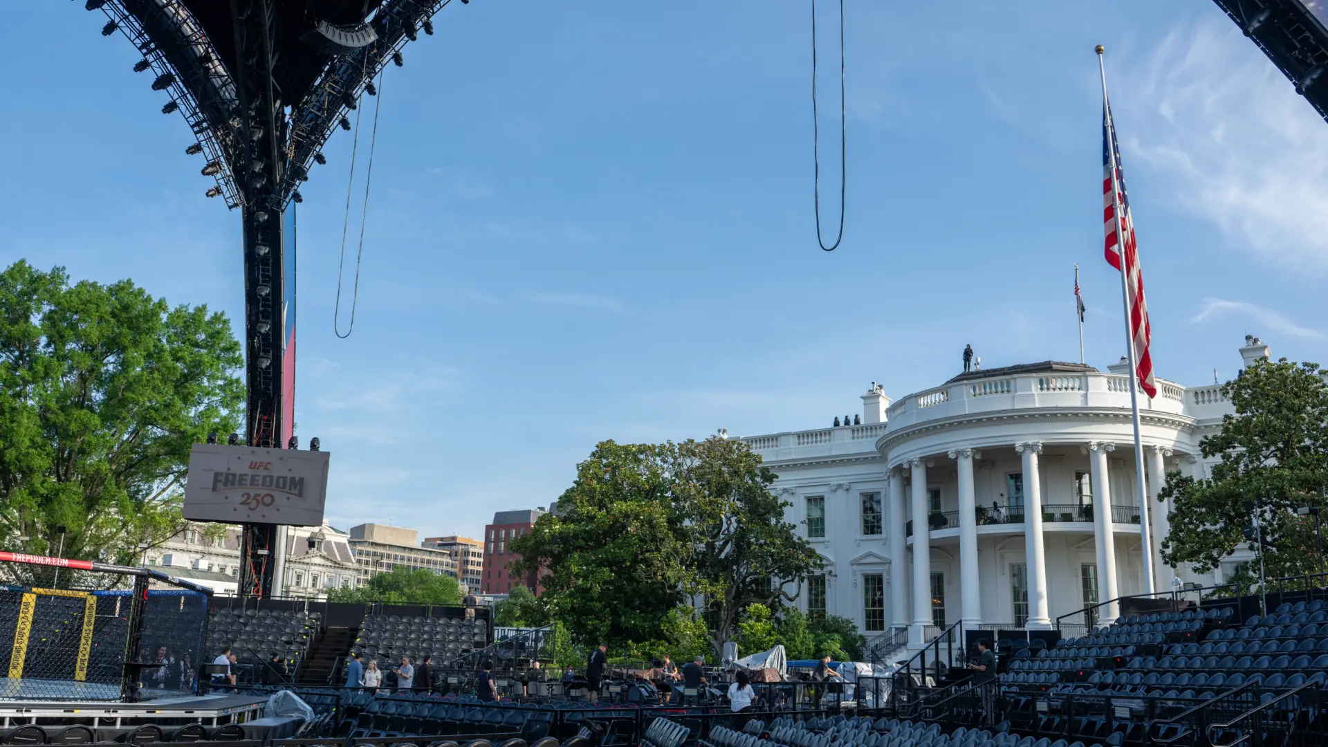 Así es 'La Garra', el enorme ring construido en la Casa Blanca por el cumpleaños de Trump y en el que peleará Topuria