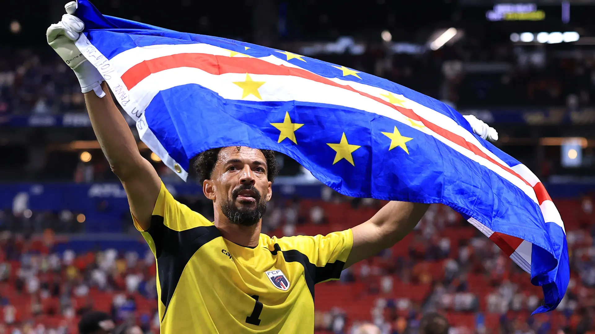 Vozinha, el portero de Cabo Verde que frustró a España: sin equipo, un valor de 50.000€ y pasó de 20.000 a dos millones de seguidores