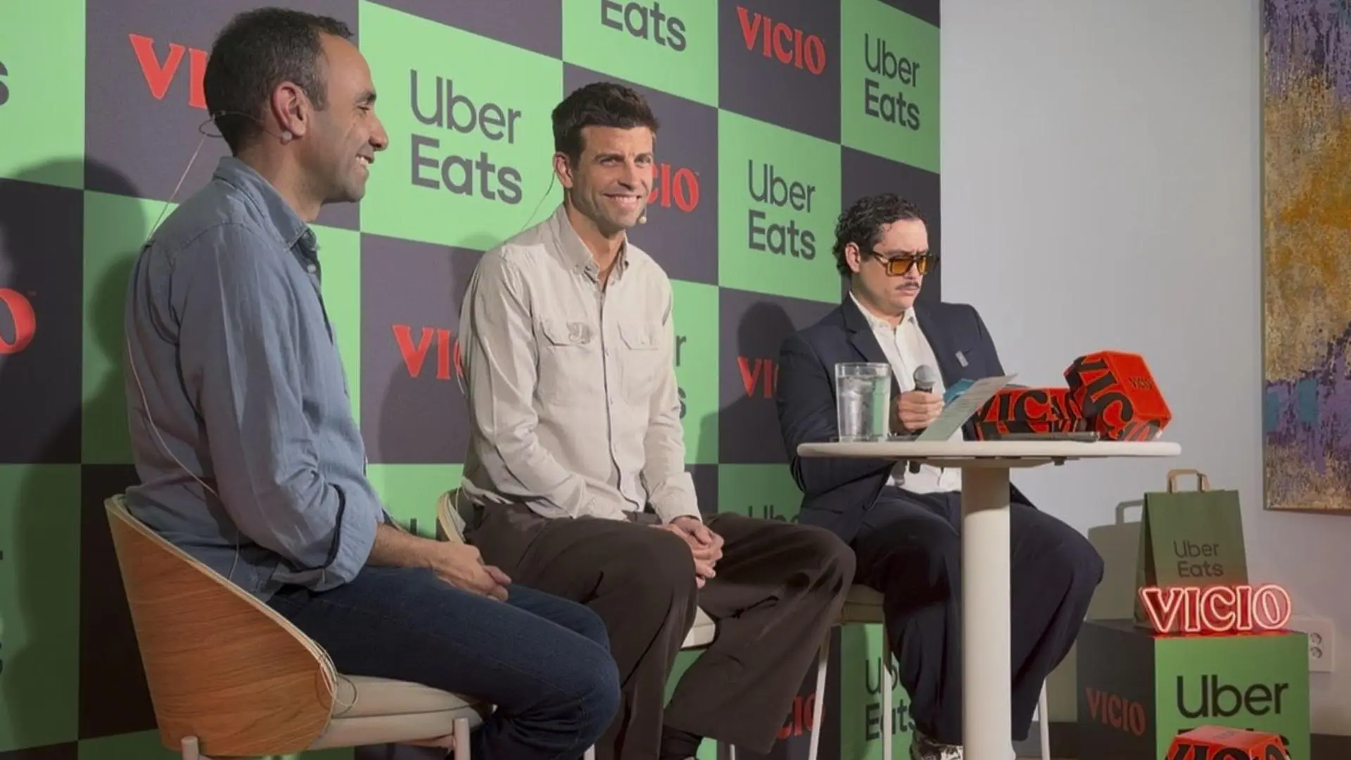 Gerard Piqué lanza un dardo a Álvaro Arbeloa: «Quería que se quedara, daba mucho juego como el momento vitrinas